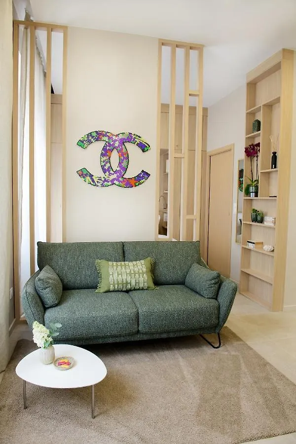 Les Suites De Notre-Dame Saint-Etienne  0*, Saint-Etienne (Loire)